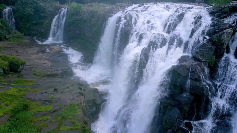 NATURE BEAUTY HIDDEN IN A SUB-SAHARAN COUNTRY (Ghana) – “Water Falls”