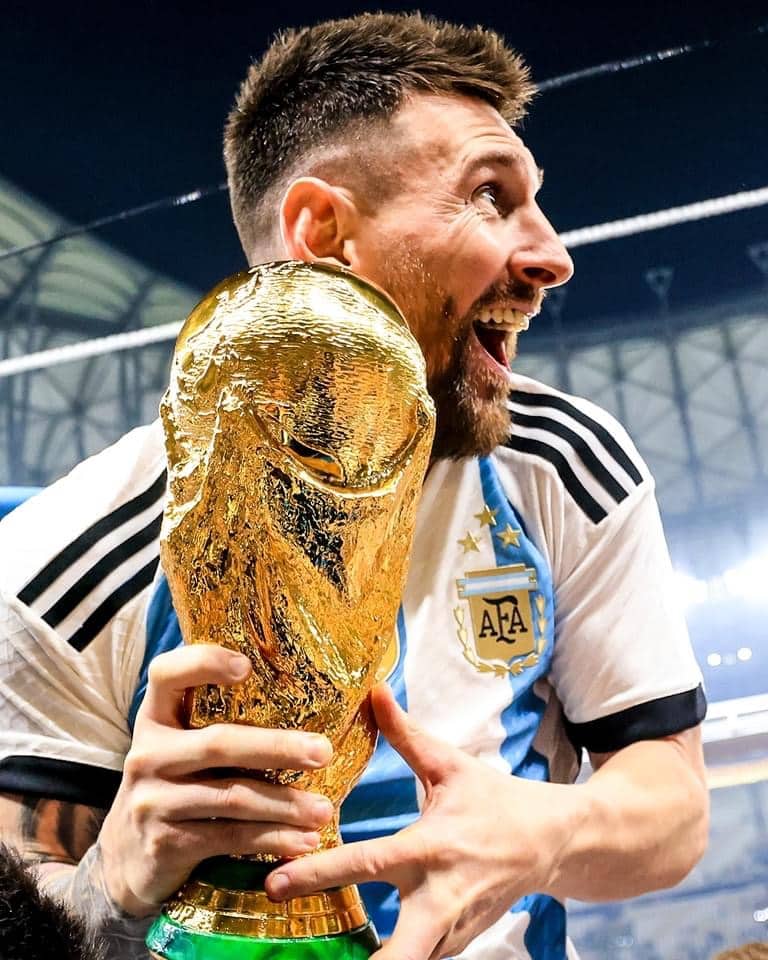 Leo Messi’s six game-worn 2022 World Cup shirts sold for a cool $𝟕.𝟖𝐌 at an auction in NYC